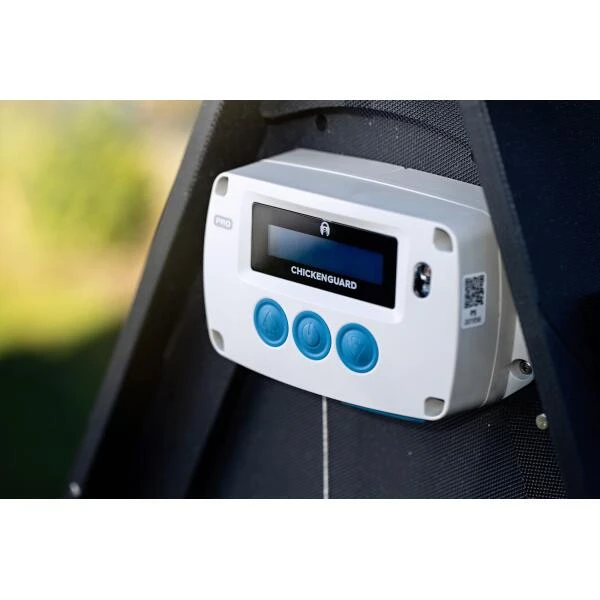 Chickenguard Pro Met Timer En Lichtsensor 7 Chickenguard Pro Met Timer En Lichtsensor - Afbeelding 5