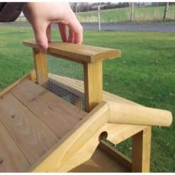 Voedertafel Met Ingebouwde Pindasilo -Berühmt Tierbedarf Geschäft voedertafel met silo 1484056342 2 600